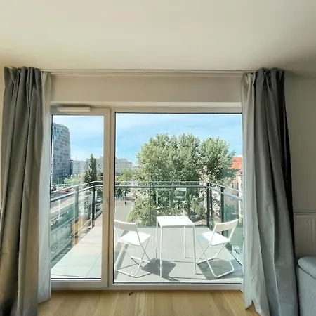 The Bridge Company Spacious Loft 74m2 Poznan