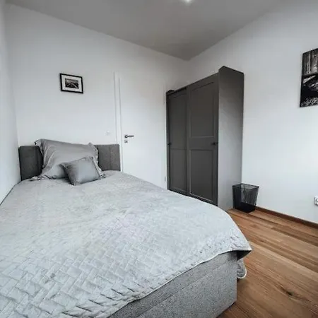 The Bridge Company Spacious Loft 74m2 *
